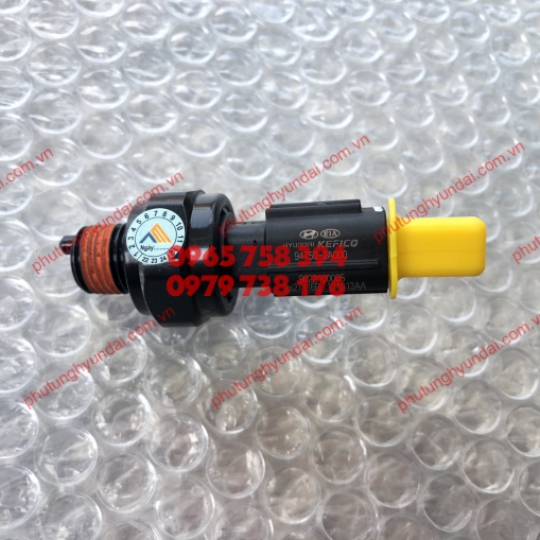 947502A000 CẢM BIẾN ÁP SUẤT DẦU HYUNDAI XCIENT